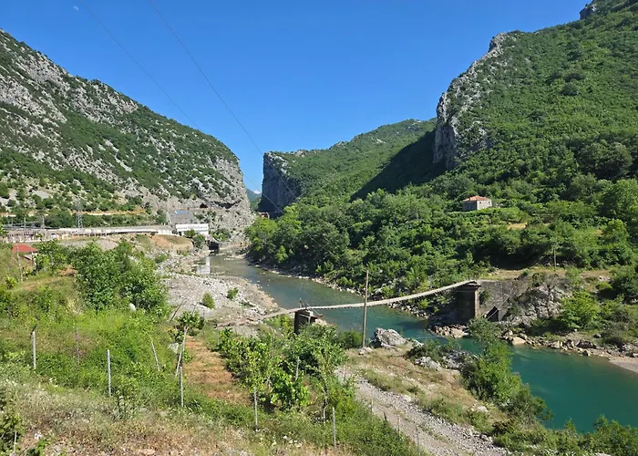 U Laguny 612, Albánie *